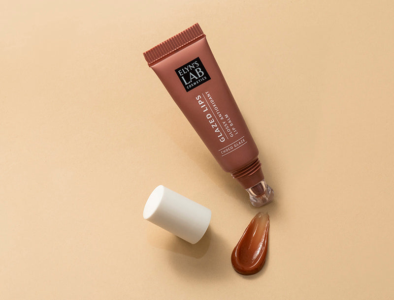 Glazed Lips Choco – Spiegelglänzender getönter Lippenpflegestift mit Vitamin E und Hyaluronsäure
